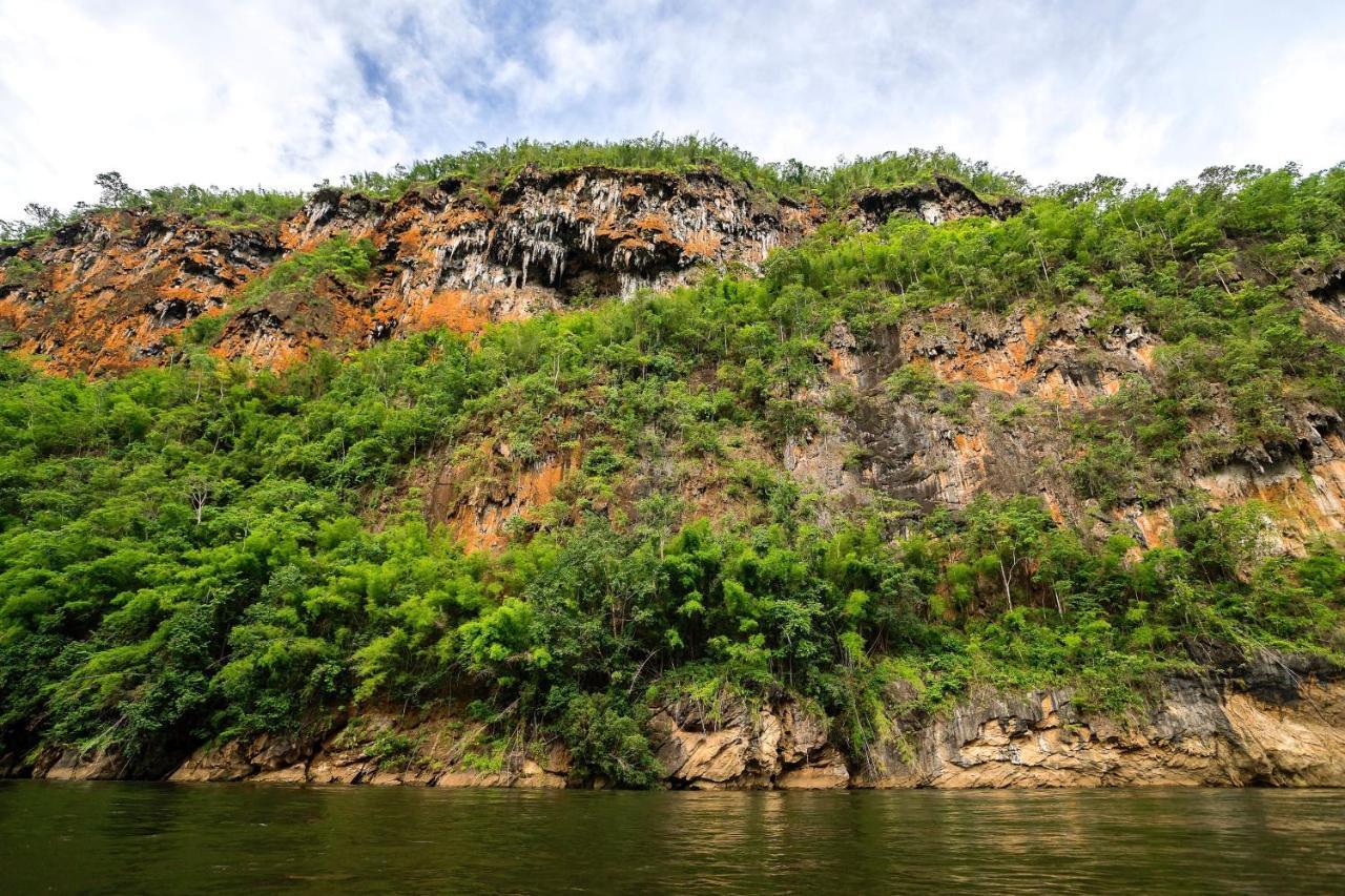 The Float House River Kwai Sai Yok Exterior photo